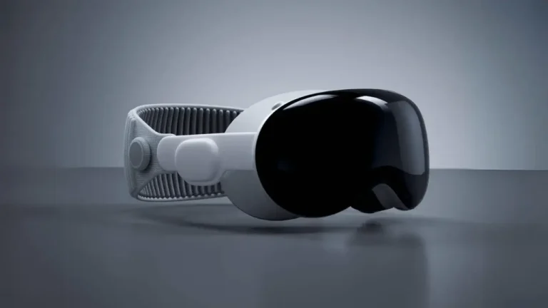 Apple Vision Pro First Generation Virtual Reality Headset